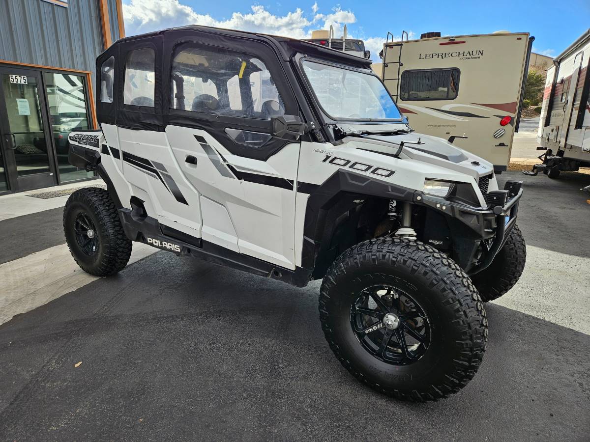
								2019 Polaris General 4 1000 EPS Fox Edition full									