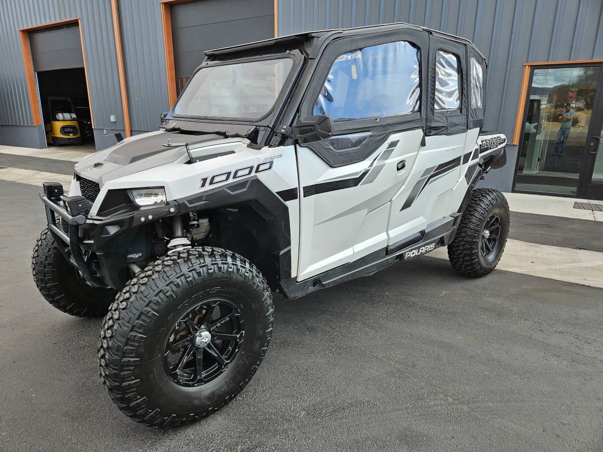 
								2019 Polaris General 4 1000 EPS Fox Edition full									