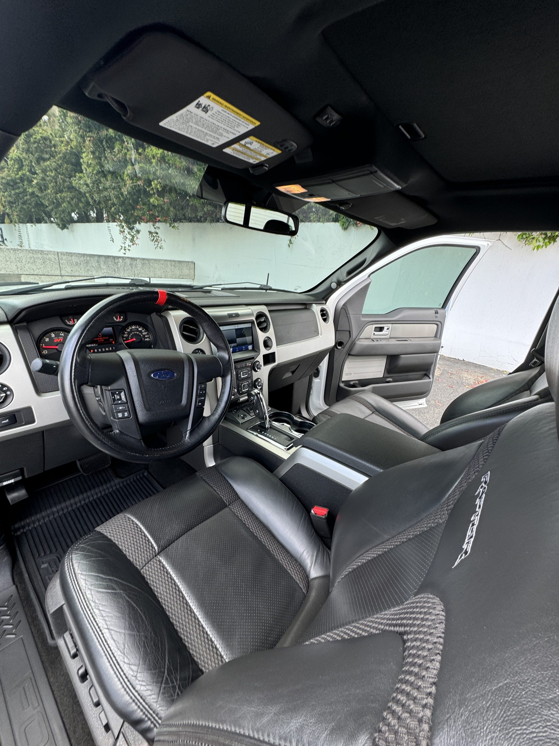 
								2013 Ford F150 Raptor full									