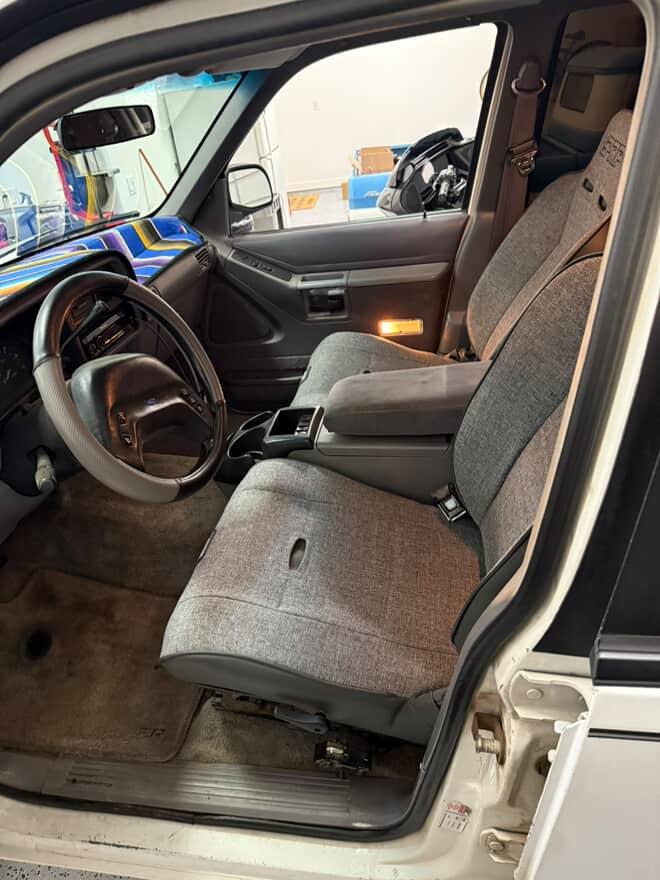 
								1994 Ford Explorer 4×4 full									