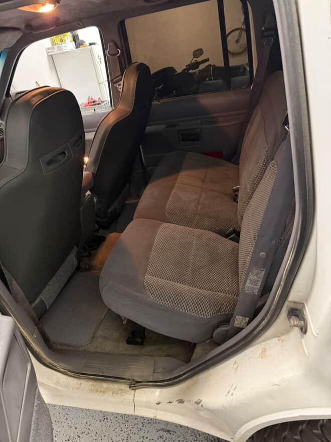 
								1994 Ford Explorer 4×4 full									