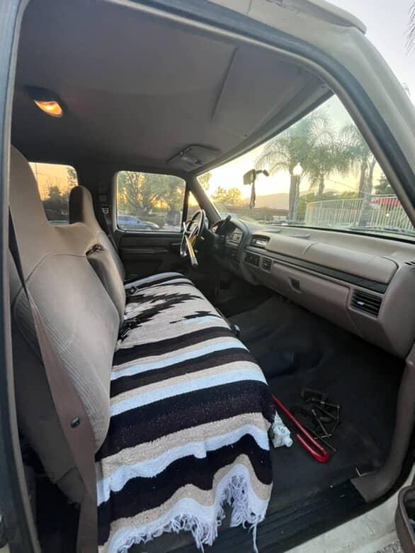 
								1996 Ford F350 XLT Crew Cab Long Bed full									