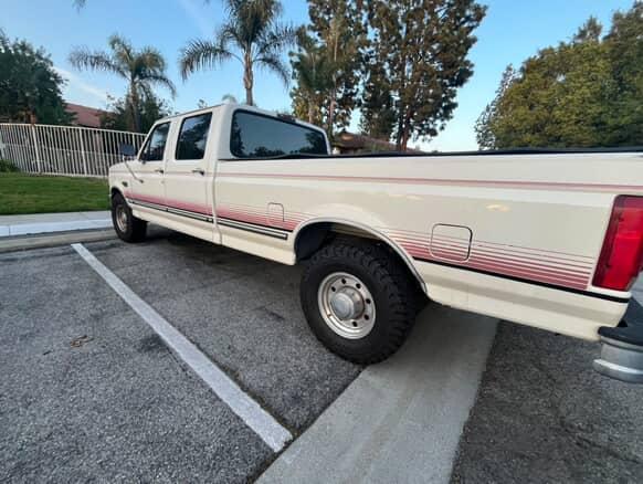 
								1996 Ford F350 XLT Crew Cab Long Bed full									