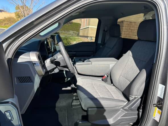 
								2023 Ford F150 full									
