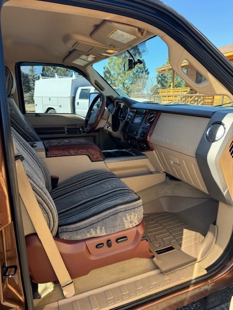 
								2011 Ford F-250 full									