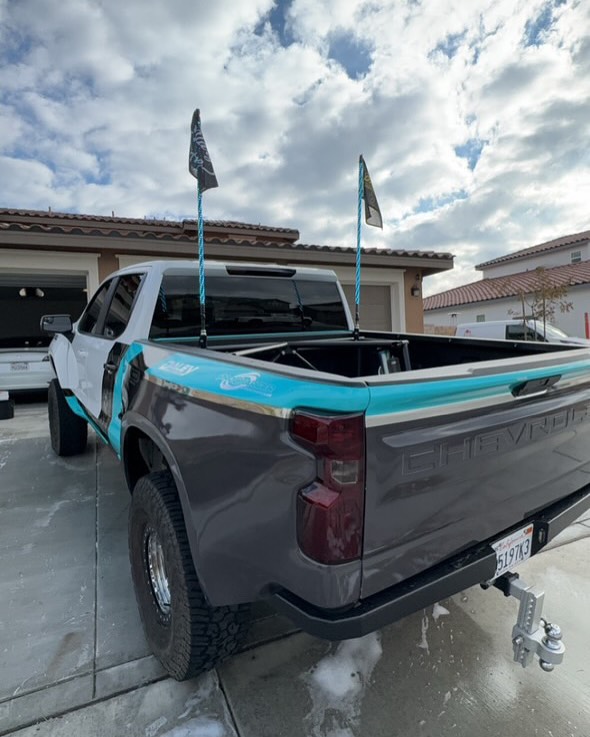 
								2022 Chevy 1500 full									