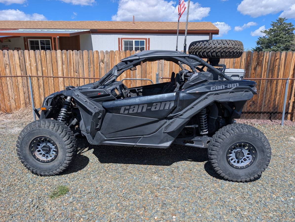 
								Can Am Maverick X3 full									