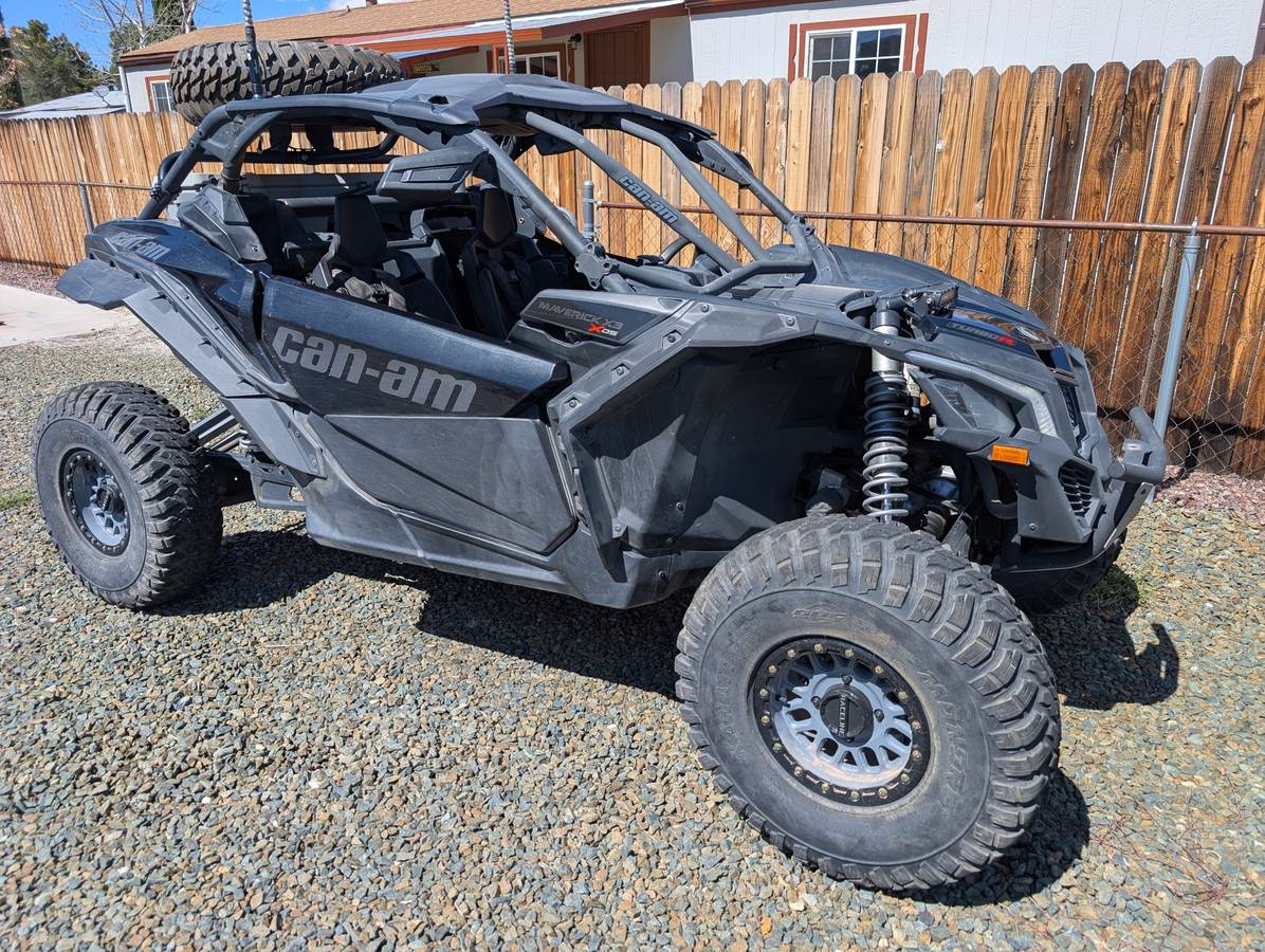 
								Can Am Maverick X3 full									