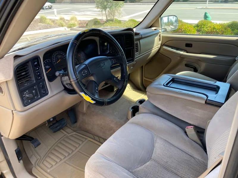 
								2004 Chevy Silverado full									