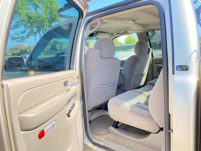 
								2004 Chevy Silverado full									