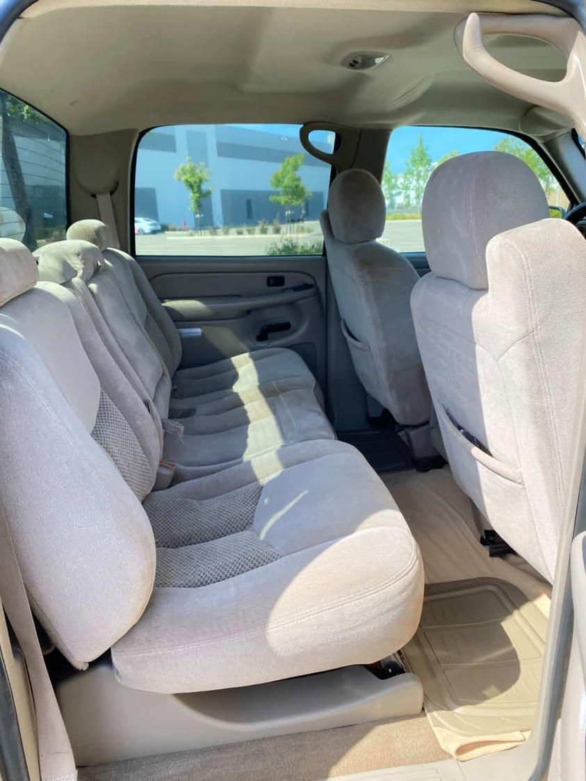 
								2004 Chevy Silverado full									