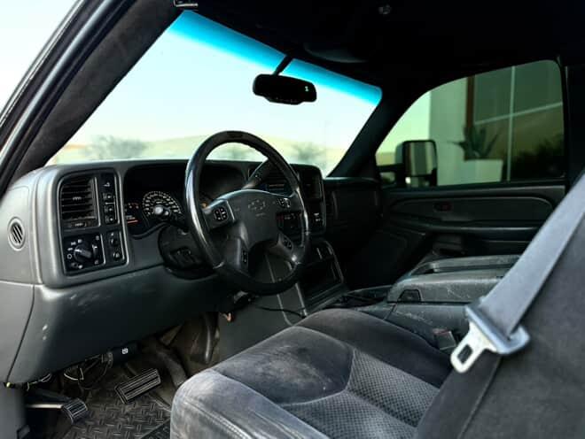 
								2006 Chevrolet Silverado full									