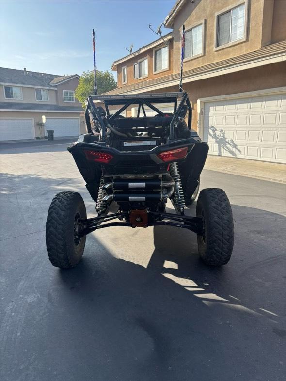 
								2014 RZR XP 1000 full									