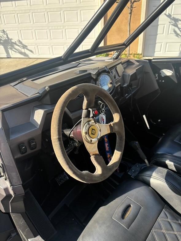
								2014 RZR XP 1000 full									