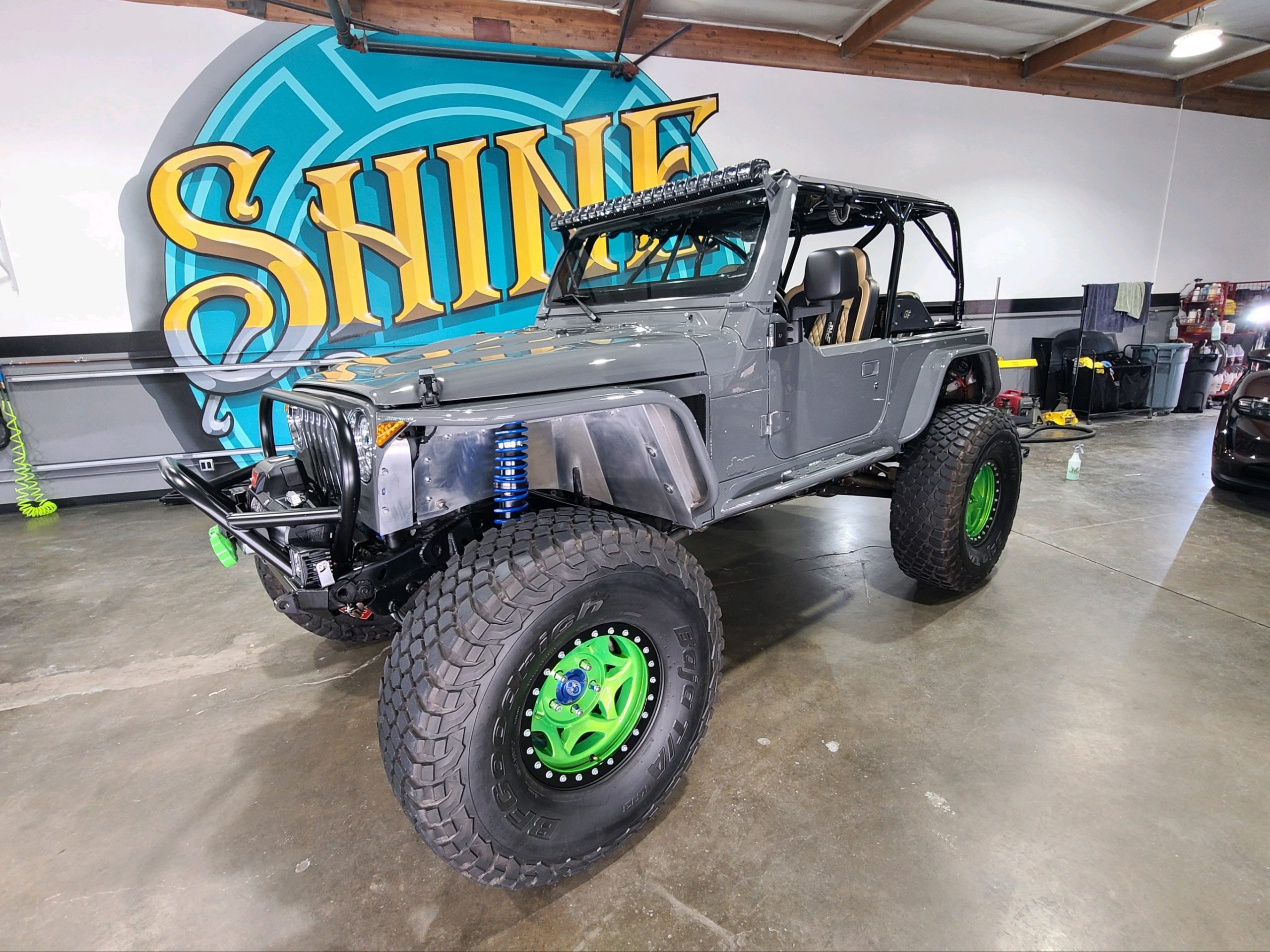 
								2003 Jeep TJ full									