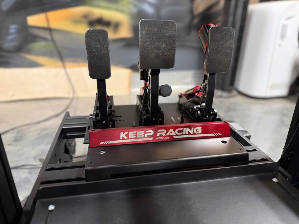 
								Turn Key Racing Sim full									