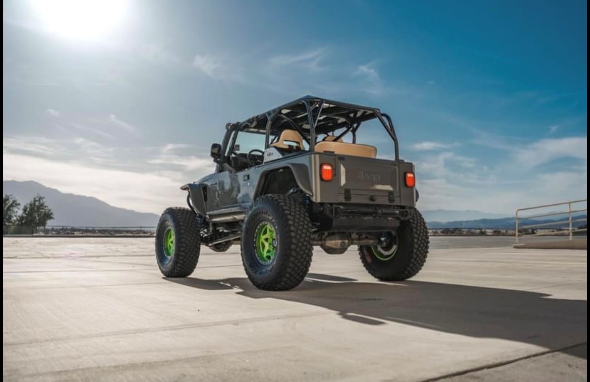 
								2003 Jeep TJ full									