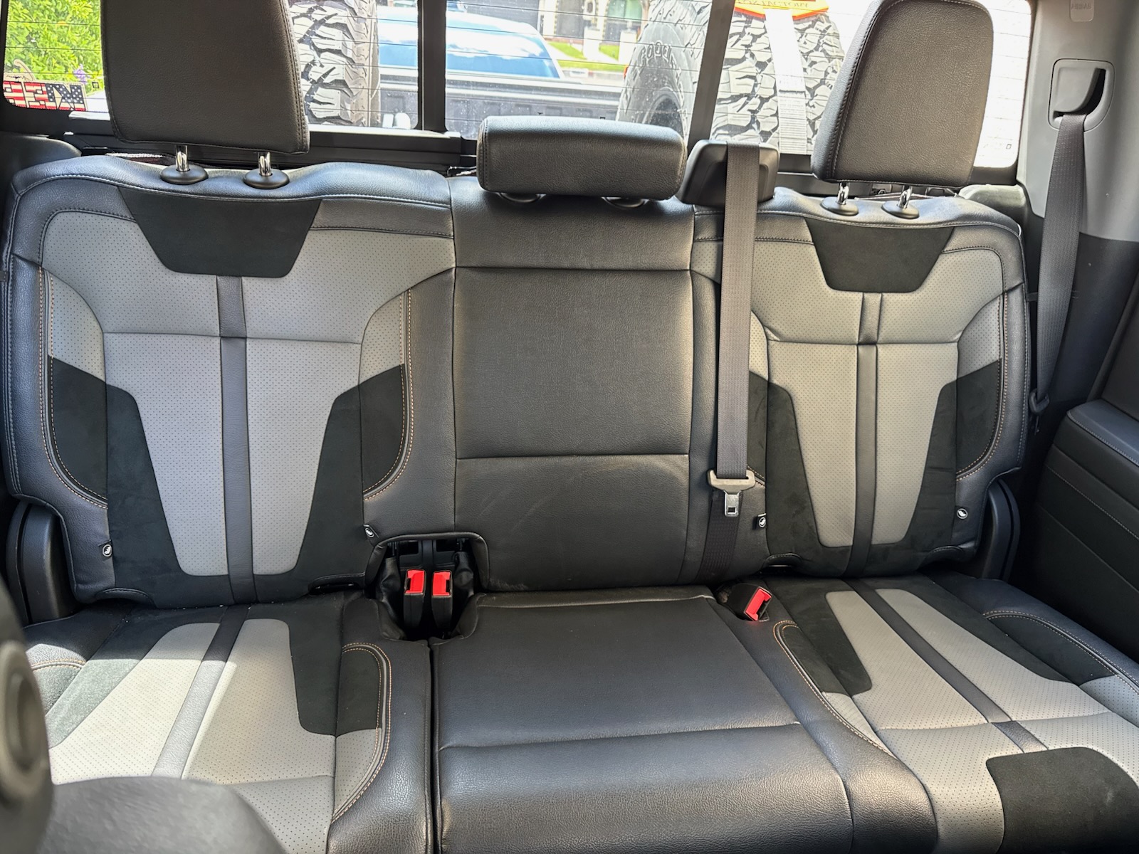
								2024 Chevrolet Silverado full									