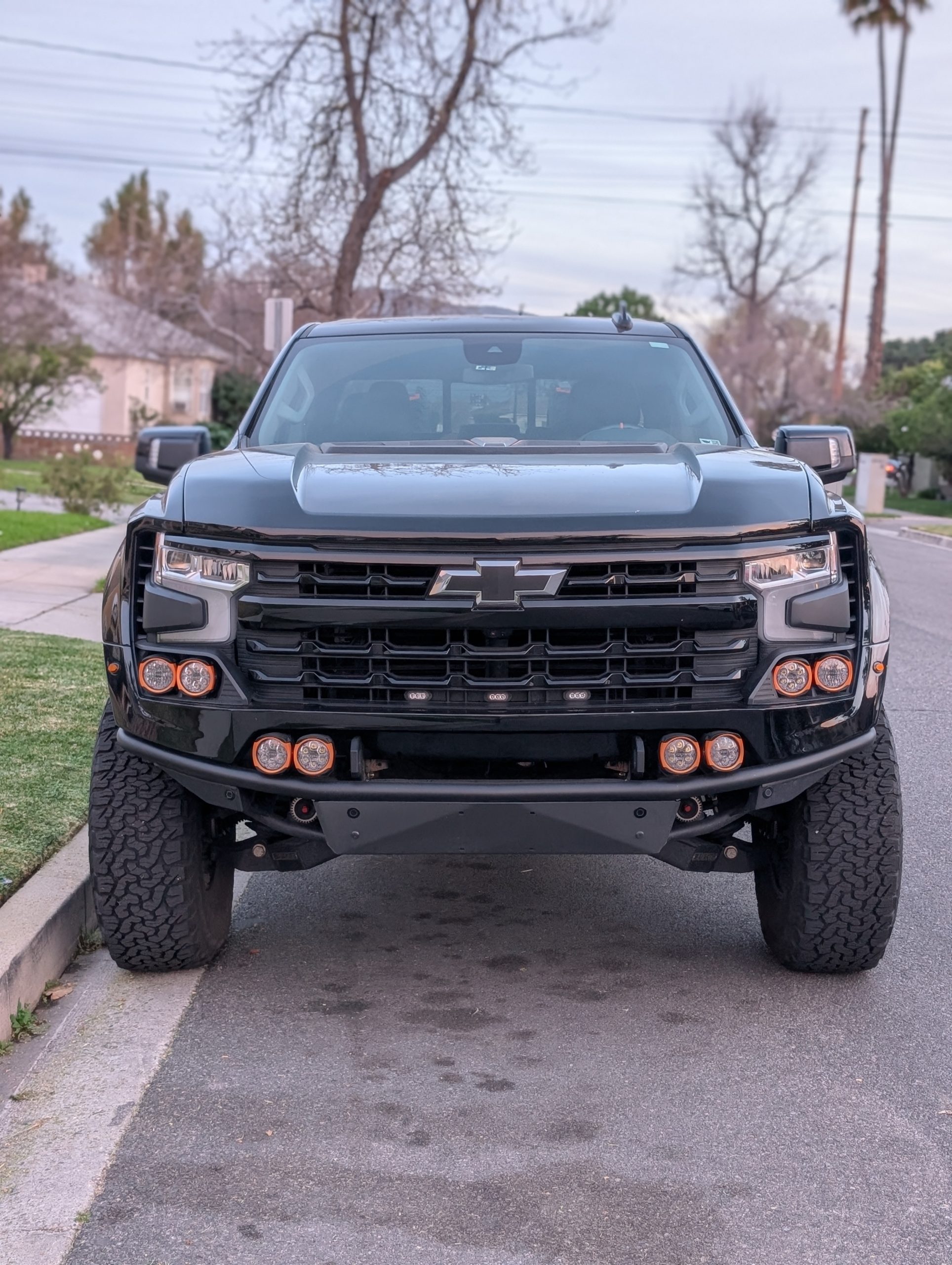 
								2024 Chevrolet Silverado full									
