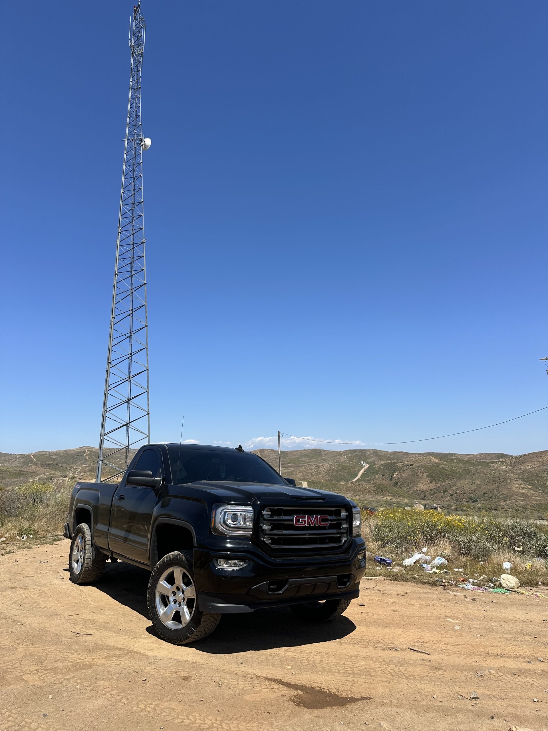
								2018 GMC Sierra full									