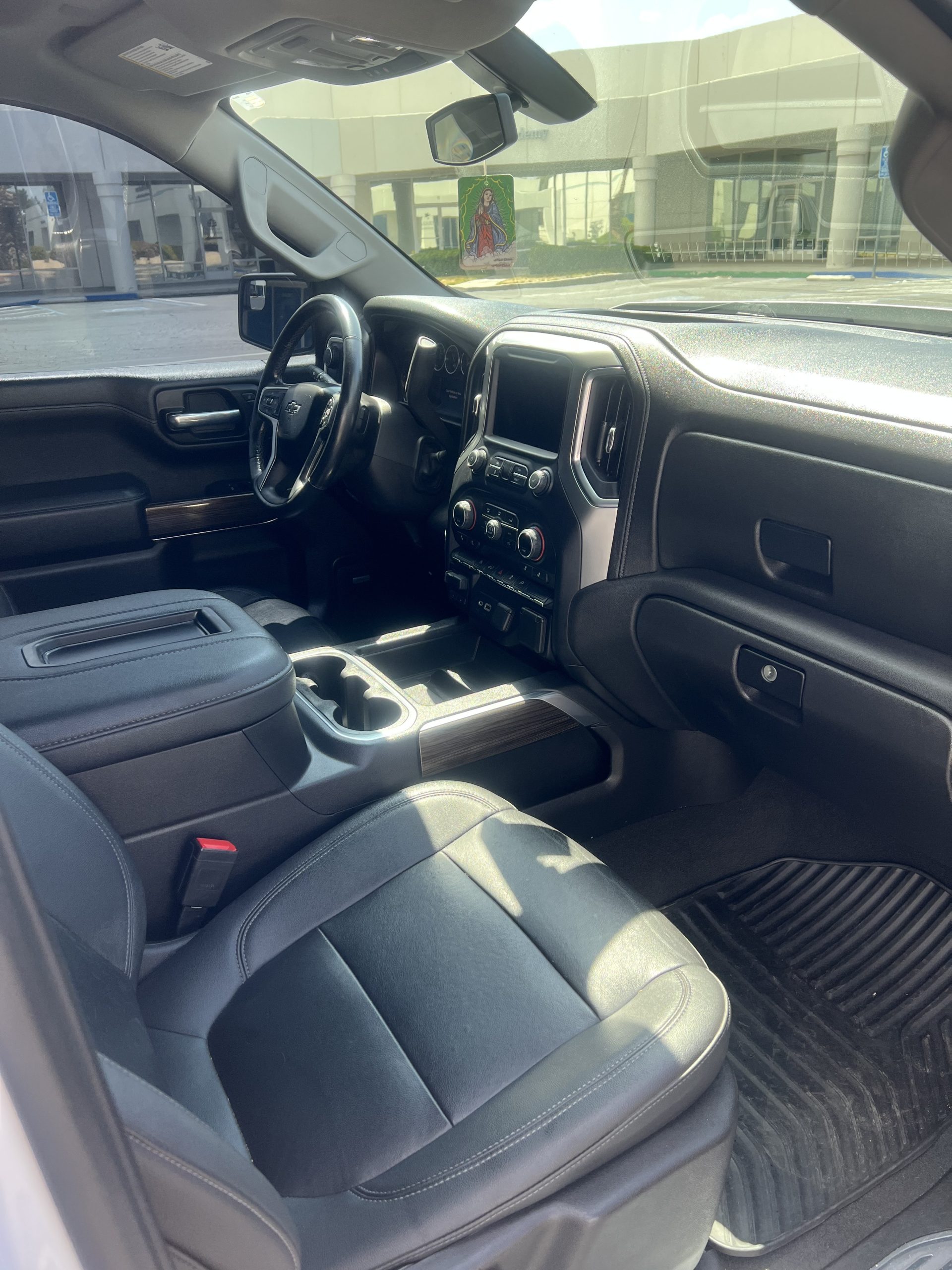 
								2021 Silverado 1500 RST full									