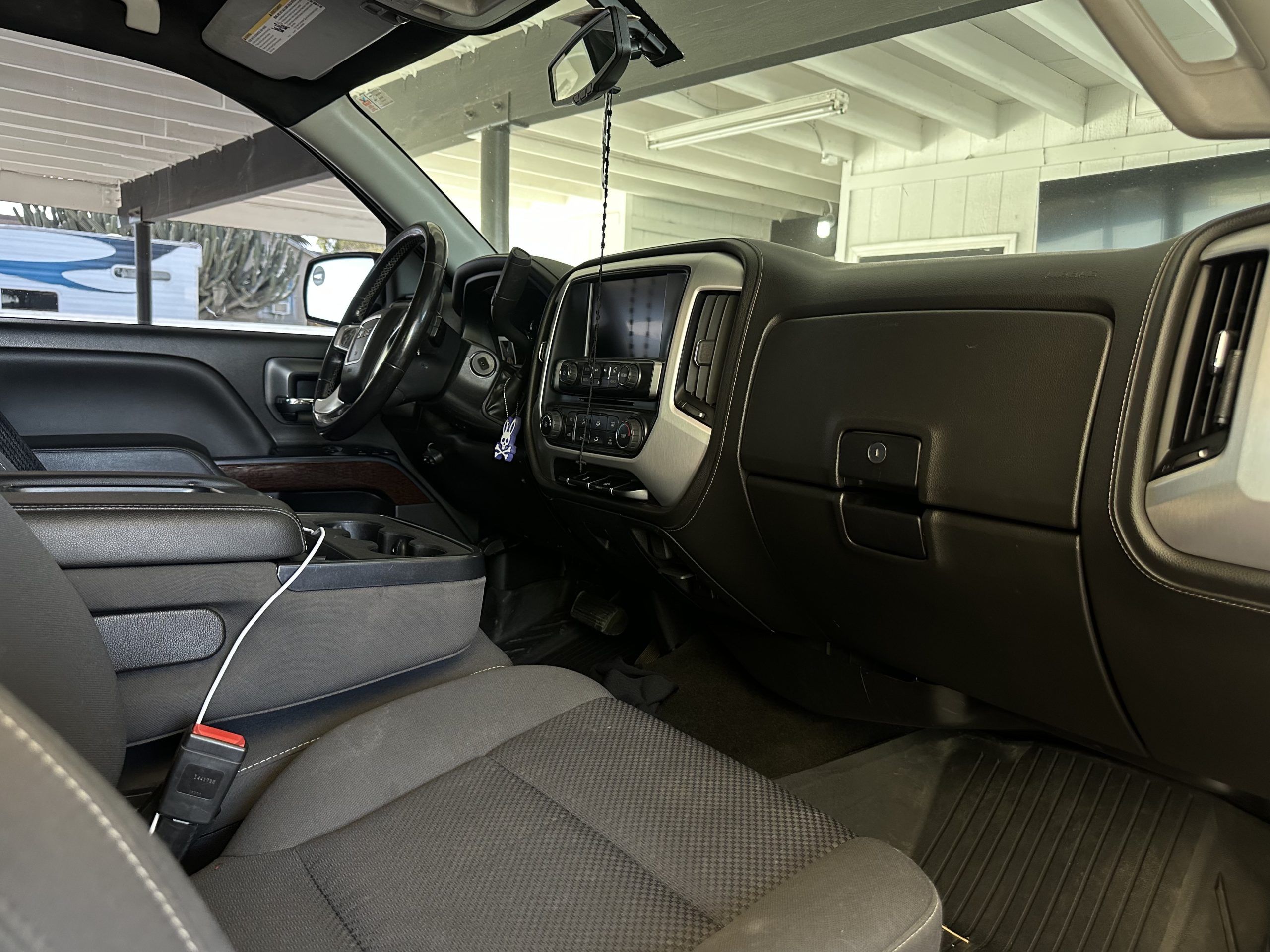 
								2018 GMC Sierra full									