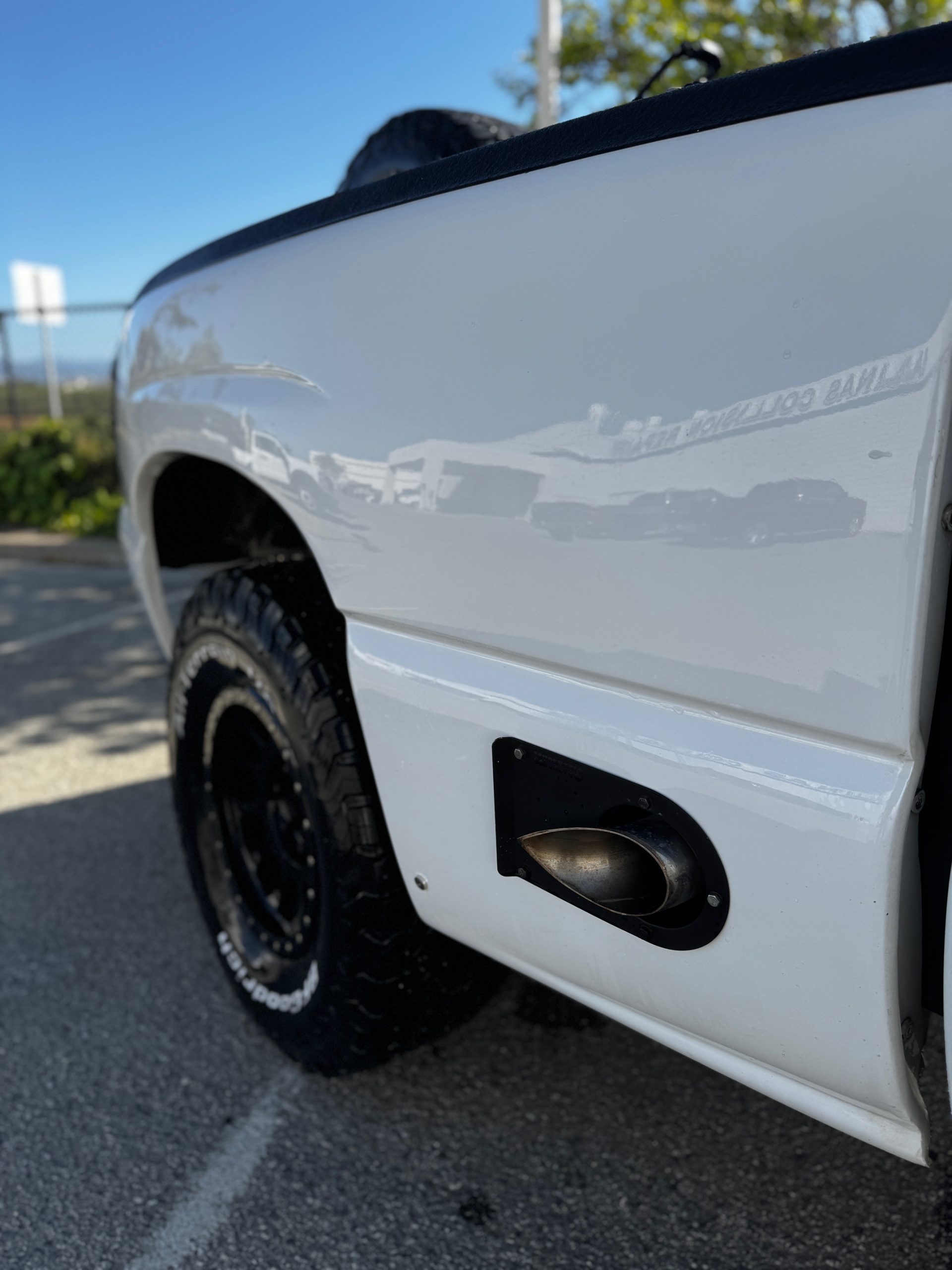 
								2004 GMC Sierra 4×4 SLT full									