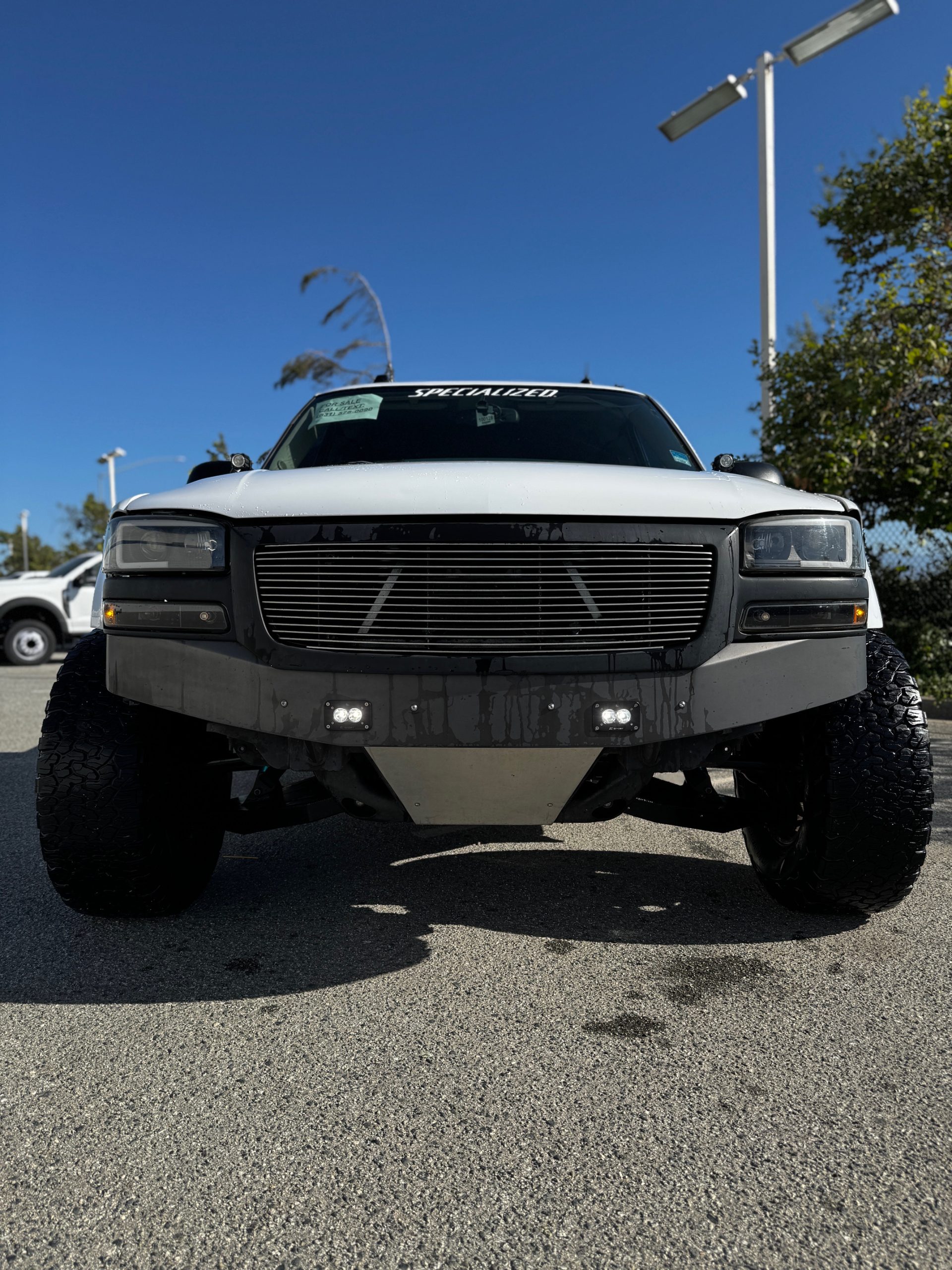 
								2004 GMC Sierra 4×4 SLT full									
