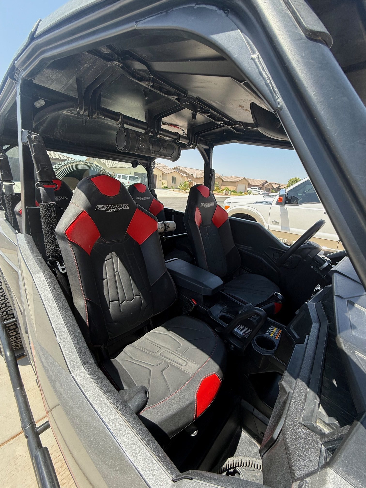 
								2017 Polaris General full									
