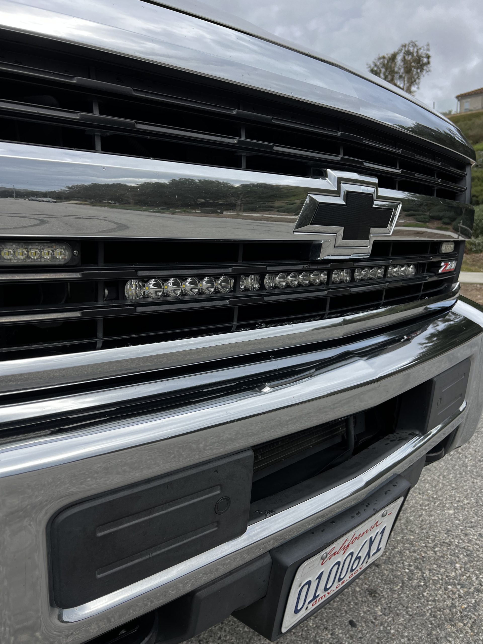 
								2015 Chevrolet 2500 HD LTZ Z71 full									