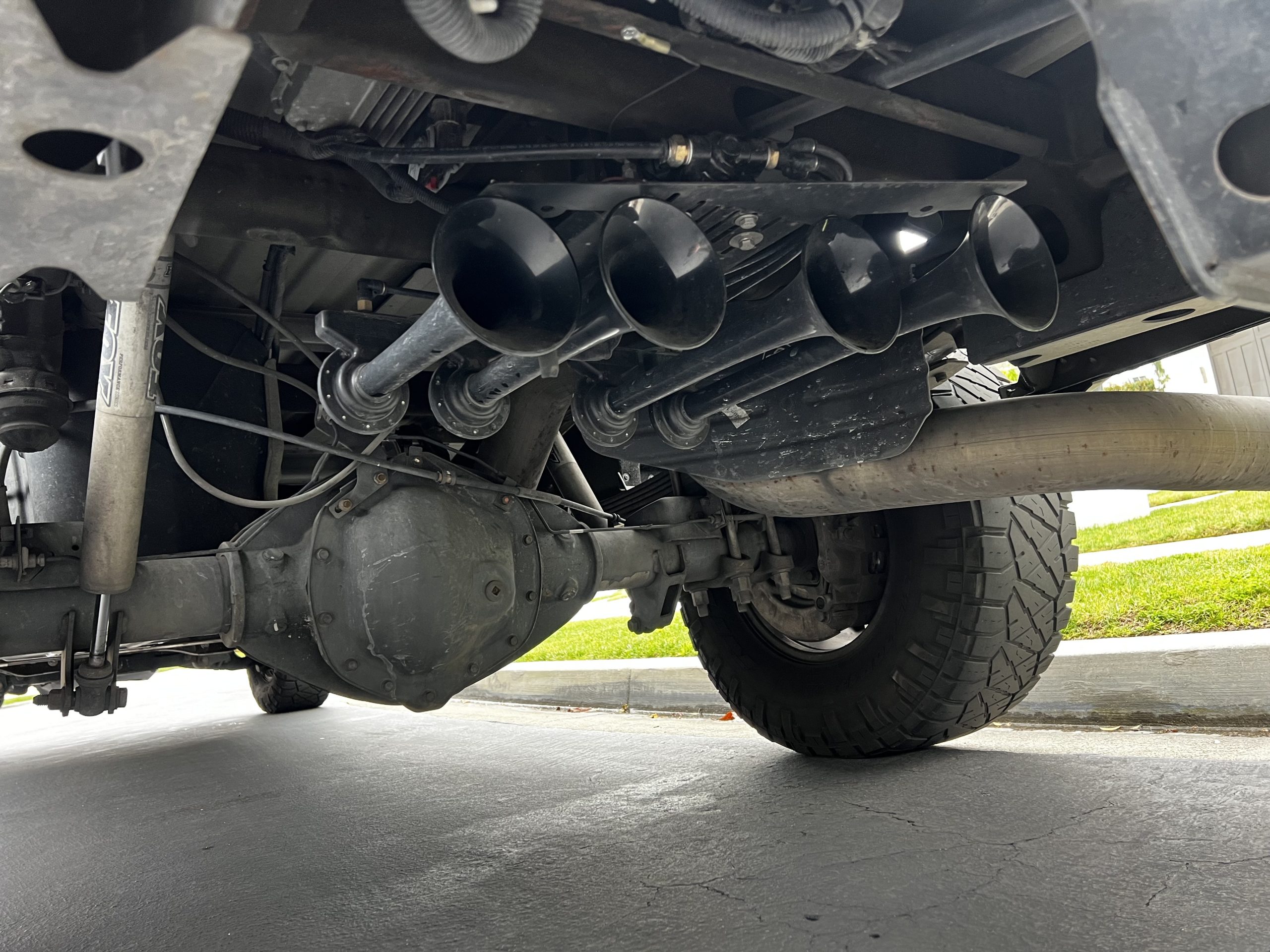 
								2015 Chevrolet 2500 HD LTZ Z71 full									