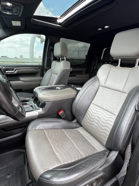 
								2022 Chevrolet Silverado ZR2 full									