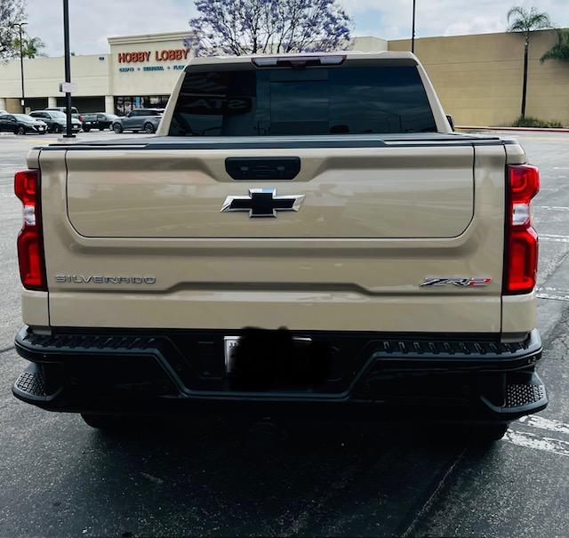 
								2022 Chevrolet Silverado ZR2 full									