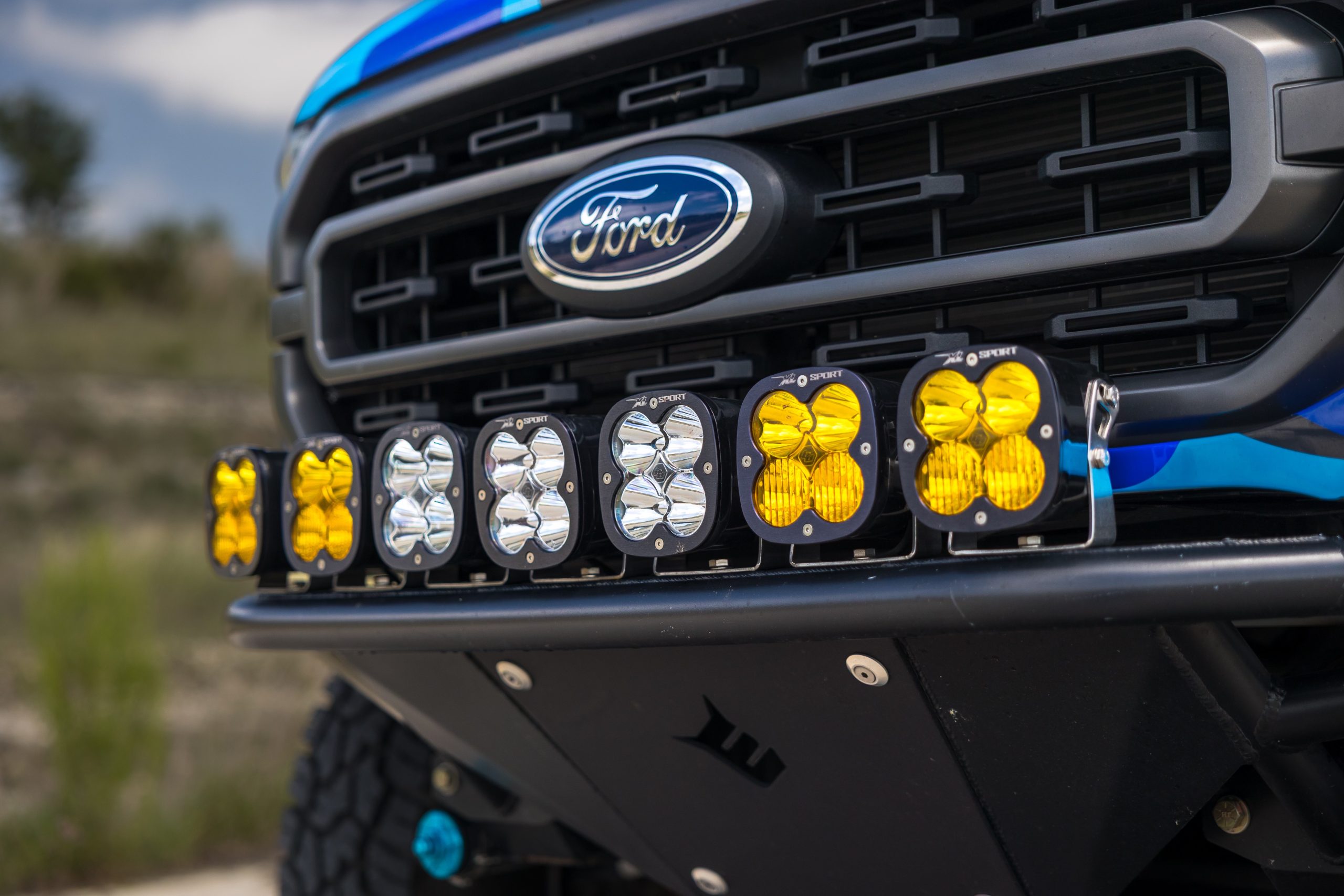 
								2022 F150 XLT 5.0 Crew Cab full									