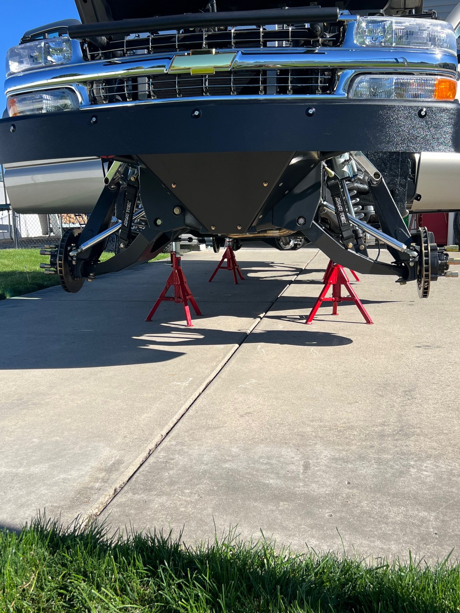 
								2001 Chevy Silverado full									