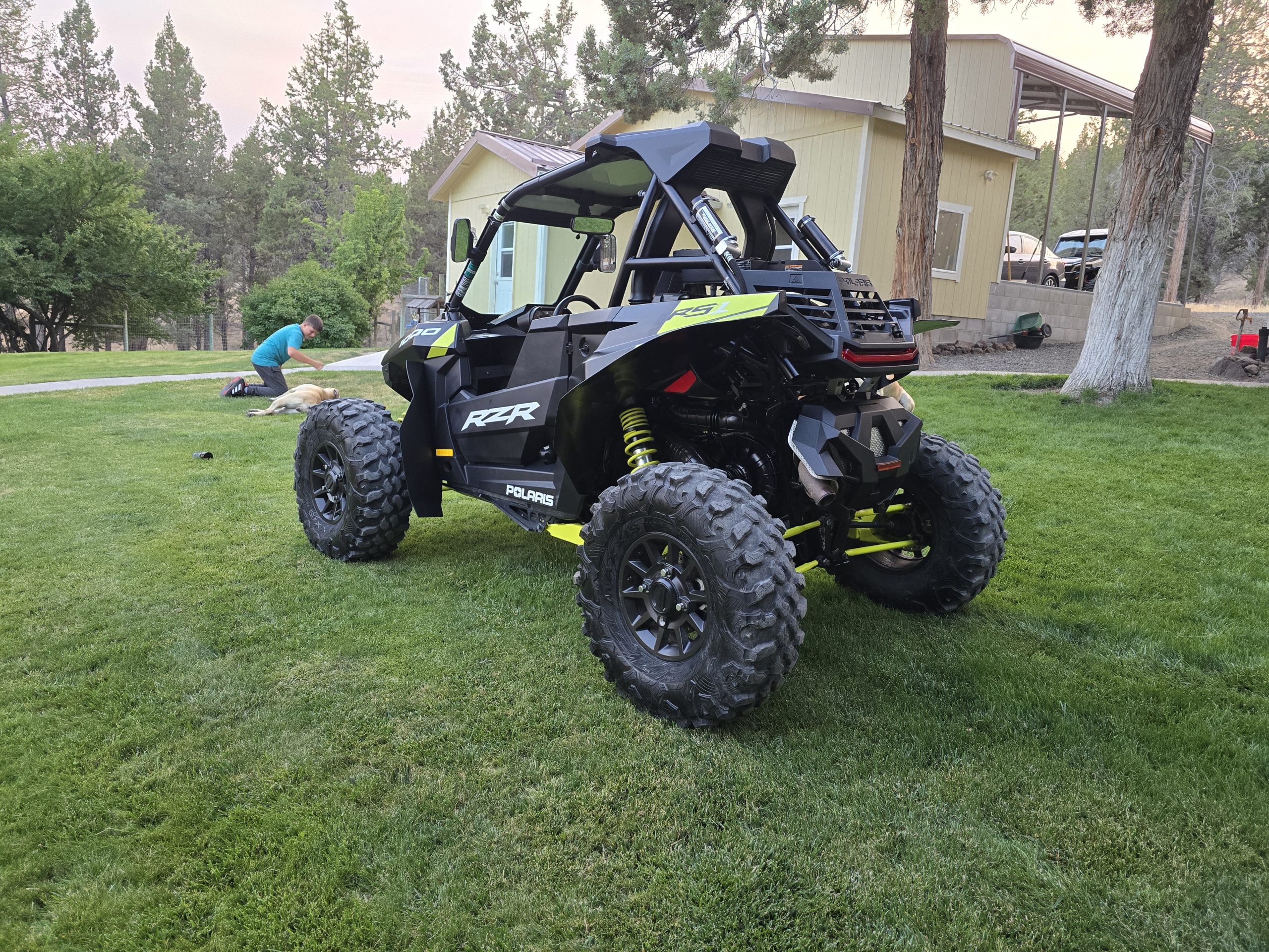 
								2022 Polaris RZR RS1 1000 full									