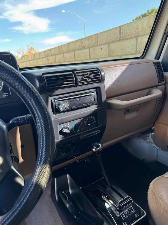 
								2000 jeep wrangler tj full									