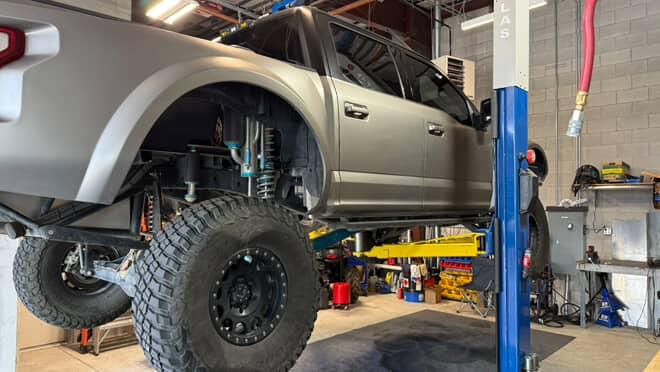 
								2018 Ford Raptor full									
