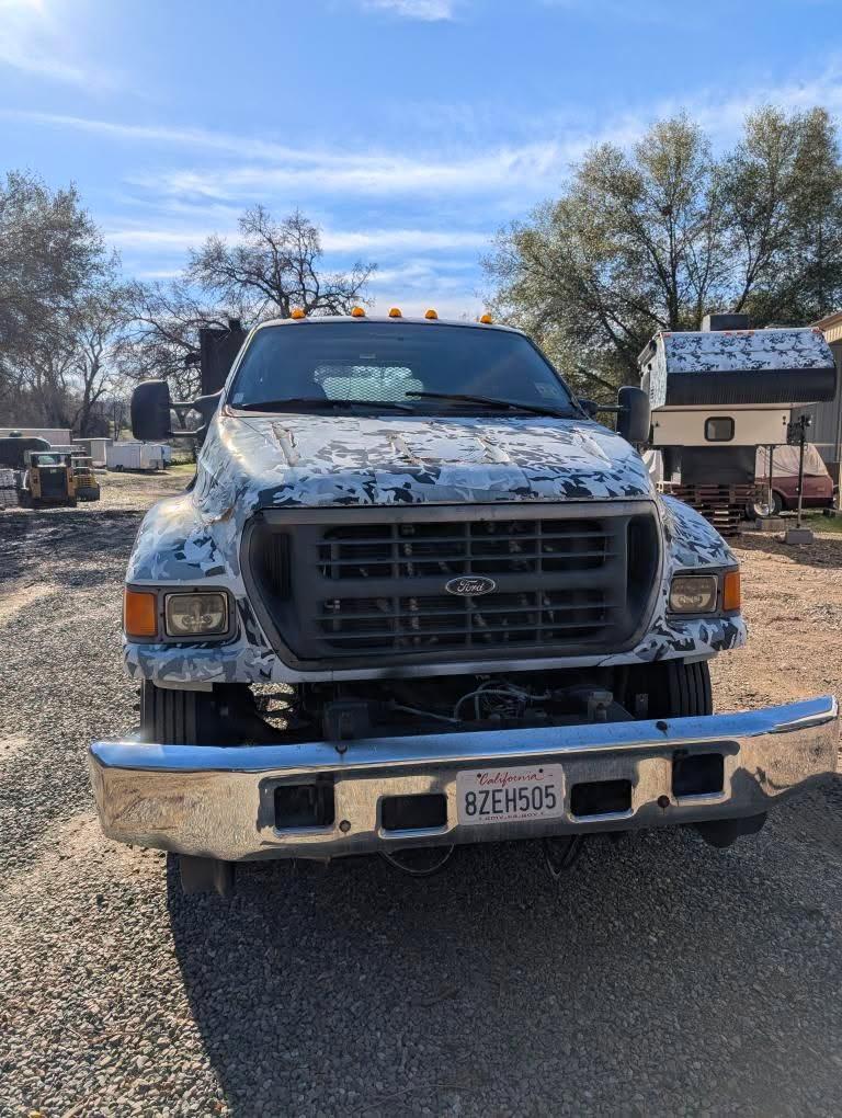 
								2000 ford f650 full									